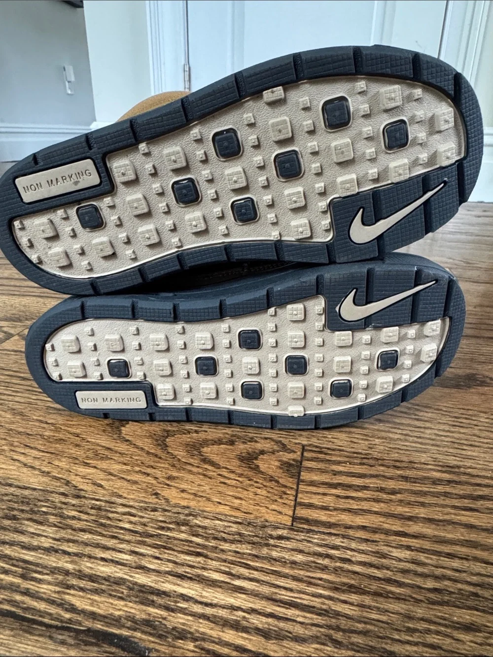 Nike ACG Woodside 2 Boys Boots